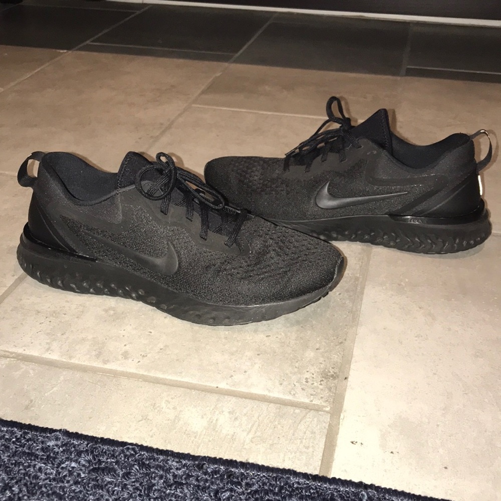 Mens Nike Odyssey React Running Sneakers Sz. US 10